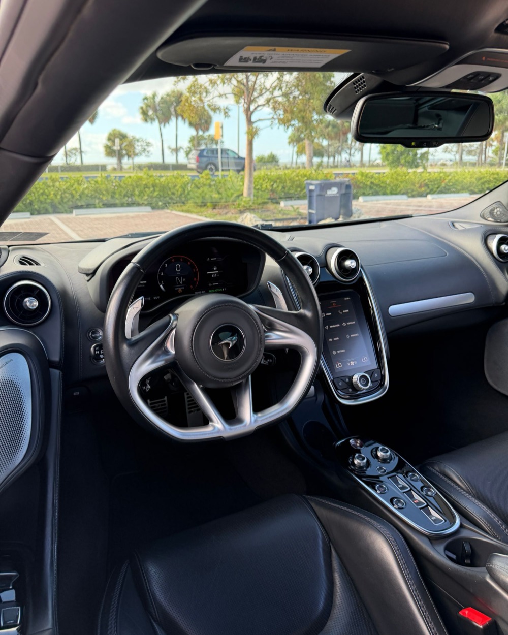 McLaren GT, photo 2