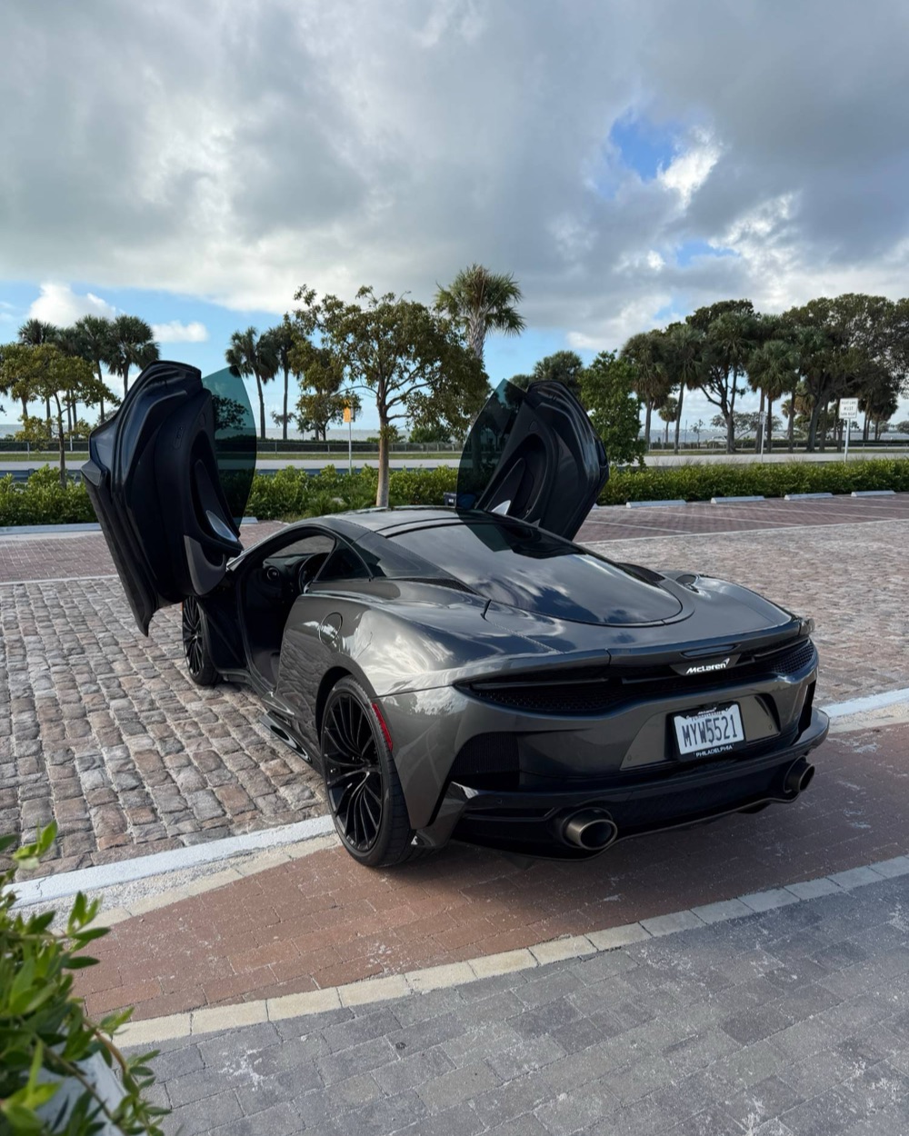 McLaren GT, photo 3