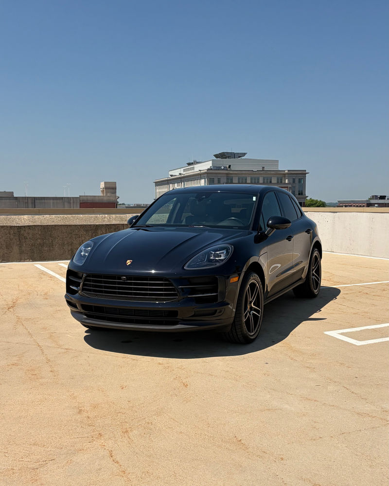 Porsche Macan for rent in Miami